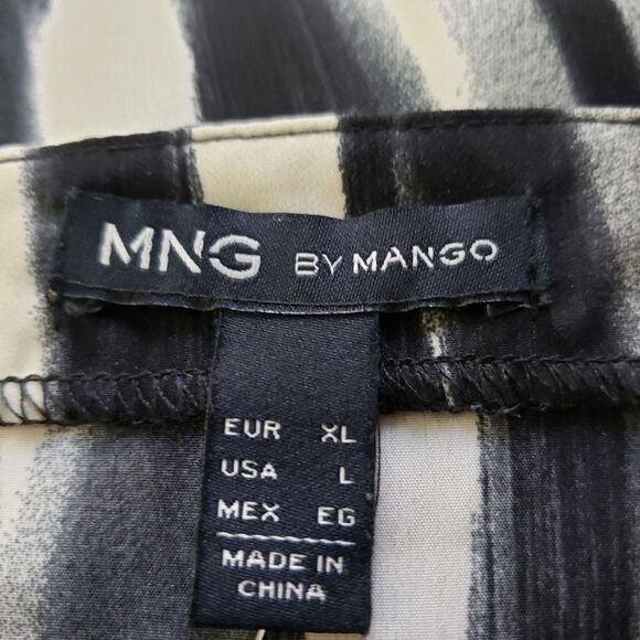 MNG Abstract Stripe Print Dress Sz Large - Picture 6 of 13